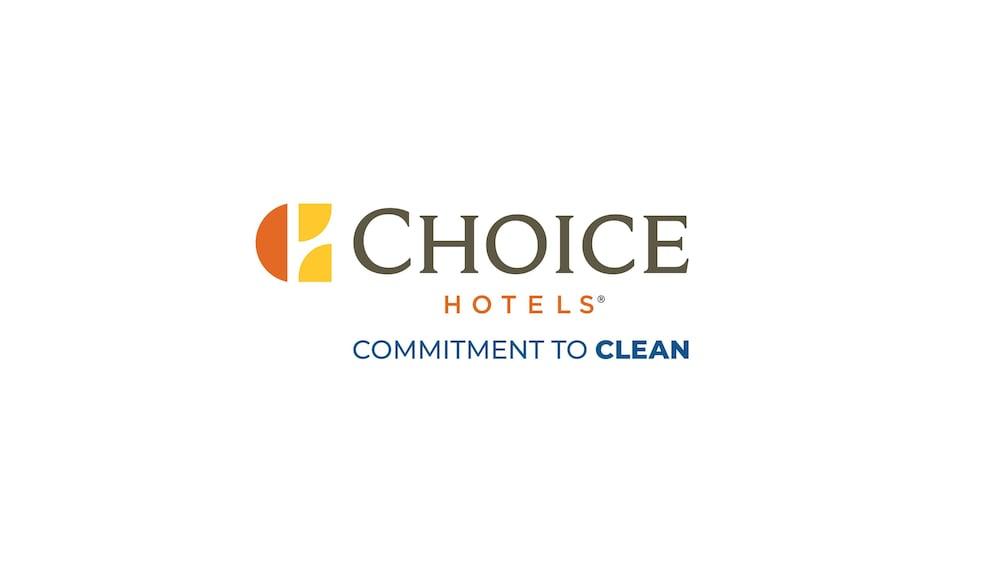 Quality Inn & Suites Montgomery East Carmichael Rd Bagian luar foto