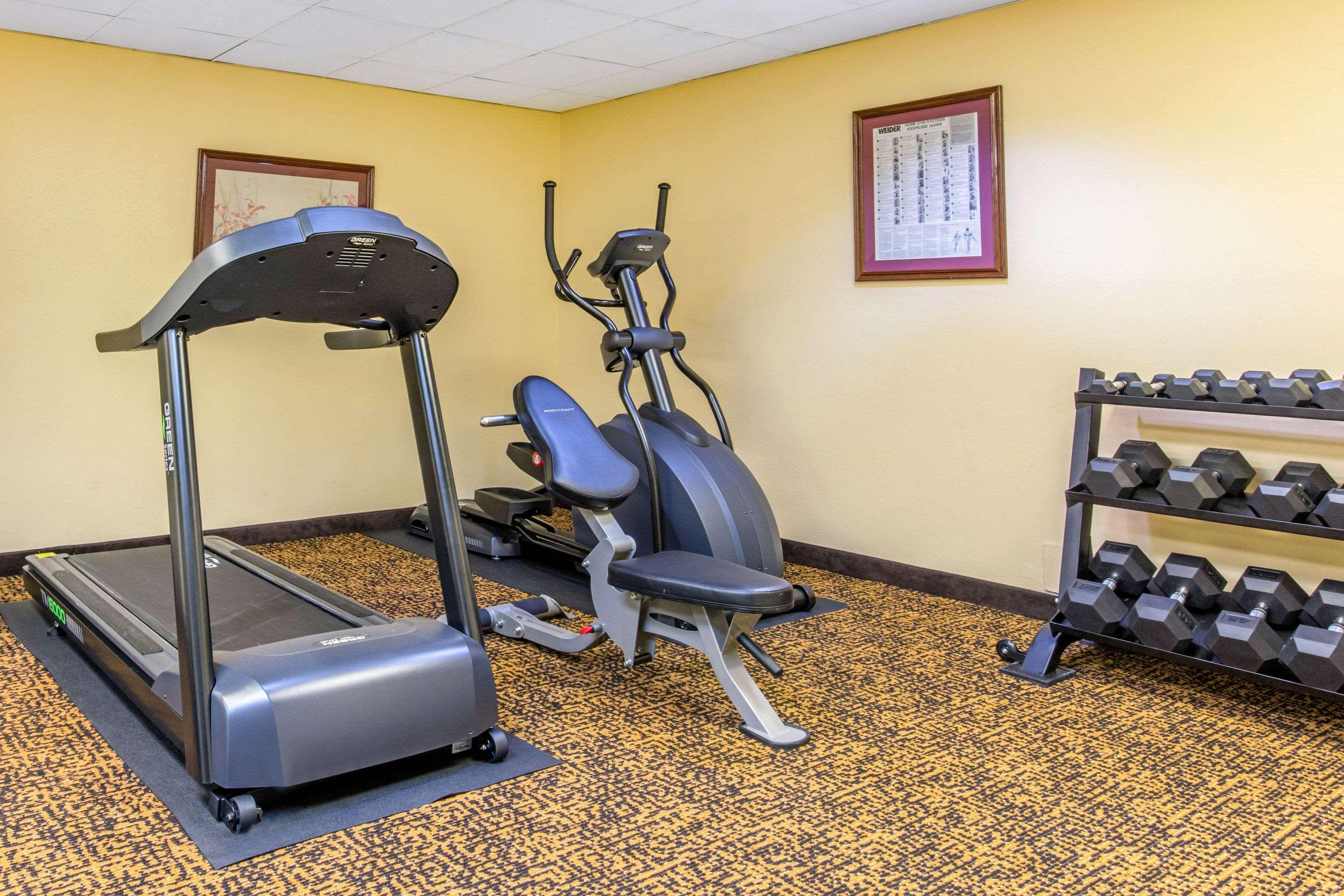 Quality Inn & Suites Montgomery East Carmichael Rd Bagian luar foto