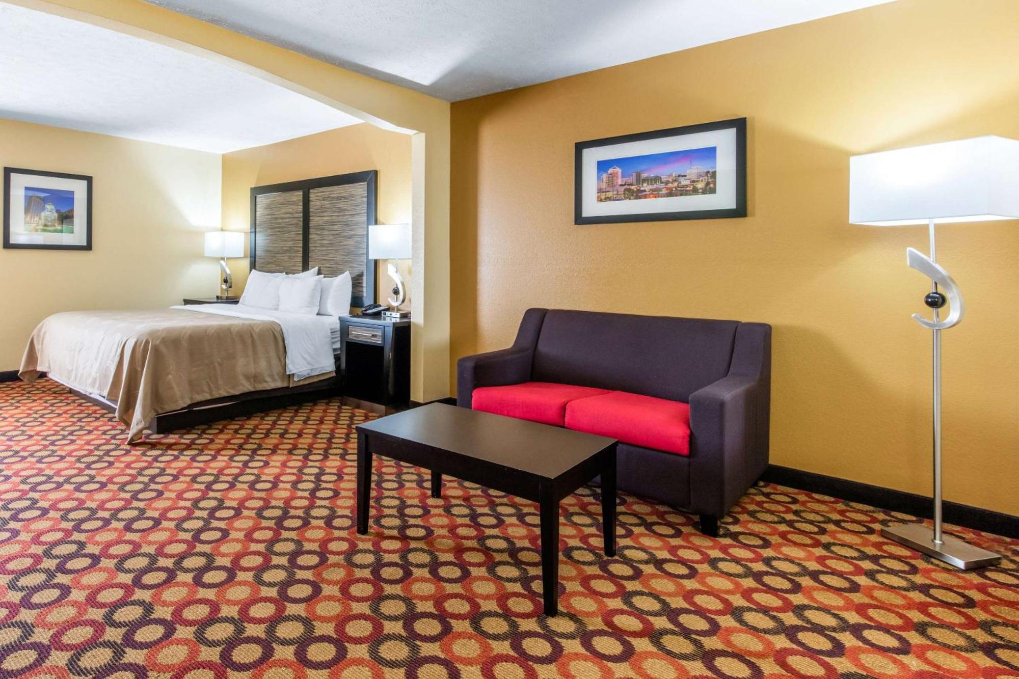 Quality Inn & Suites Montgomery East Carmichael Rd Bagian luar foto